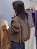 Jaqueta Curta de Algodão Acolchoada com Diamantes Estilo Coreano Outono/Inverno 2026 Feminina Solta Gola Alta Zíper Cardigan Casual Versátil Emagrecedor Outerwear