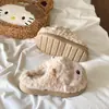 Chinelos de Pelúcia e Algodão Femininos Fofos e Versáteis, Novo Estilo Outono/Inverno 2026, Sapatos de Casa Quentinhos e Confortáveis