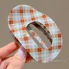 Elegante pinza de garra de abulón mate para mujer, pinza para el pelo de lujo de alta gama, pasador con estampado de leopardo para la parte trasera de la cabeza, elegante accesorio para el pelo de pico de pato