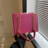 Bolsa de axila de corrente de moda versátil 2023 início da primavera nova bolsa de ombro texturizada bolsa de mensageiro de grande capacidade pequena bolsa quadrada