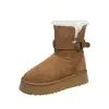 Versão internacional~ Botas de neve femininas cinzas 2026 novo modelo de inverno, sola grossa, que aumenta a altura, forradas com fleece, espessadas, cano longo, sapatos de algodão para neve