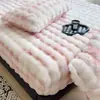 Colcha de piel de conejo engrosada, pieza única, cálida para invierno, forrada de forro polar, para camas individuales o dobles, protector de colchón de cobertura completa, juego de tres piezas