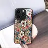 Capa de Celular para Apple 16Pro com Design de Flores Florais Retro Estilo Americano Vidro de Alta Transparência Iphone17 Toque Premium 12Pm