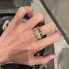Anillo de Dedo Índice de Satén Plegado de Borde Ancho, Incrustado de Diamantes, Estilo Vintage Femenino Elegante, Diseño con Borde tipo Falda