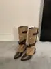 Botas femininas de bico fino, salto grosso, detalhe de fivela, estilo coreano, over-the-knee, coleção outono/inverno 2026, design conversível de duas vias, botas de montaria de cano alto