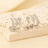 Pendientes Retro Elegantes de Cuatro Hojas Completamente Incrustados con Diamantes y Patrones Texturizados Estilo Coreano, Pendientes Versátiles, Exquisitos y Lindos, Pendientes de Gama Alta