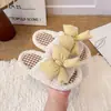 Outono/Inverno Novo Estilo Doce Europeu Laço 3D Transfronteiriço Comércio Exterior Chinelos de Chão Femininos Chinelos de Pelo de Uma Tira