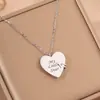 Nuevo Estilo Collar con Forma de Libro de Acero de Titanio Corazón de Amor para Mujer, Acero Inoxidable de Lujo Ligero Nicho Collar de Pareja, Se Puede Abrir y Grabar
