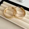 Brincos Pendentes Redondos Plissados Lisos Transfronteiriços Europeus e Americanos Tendência de Personalidade Argolas de Orelha Exageradas Pingentes de Brinco Simples da Moda Acessórios de Orelha