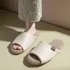 Pantuflas de lino para mujer, nuevo modelo 2026, aptas para todas las estaciones, uso en interiores en casa, silenciosas, transpirables, absorbentes de sudor, pantuflas de algodón y lino para hombre
