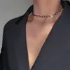 Colar Ins Corrente Curta de Metal Colar Feminino Estilo Cool e Moderno Corrente Vazada Colar de Clavícula Tendência e Fashion