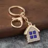 Llavero con pedrería de casa de dibujos animados colorida, accesorio, colgante, llavero, regalo para novia, decoración de bolso