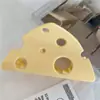 Clipe de Cabelo Divertido Queijo Queijo Amarelo Criativo Pegador de Cabelo Clipe de Tubarão Presilha de Cabelo Triângulo Fofo Oco Acessórios de Cabelo