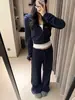 Chaqueta corta gris floral ajustada para mujer, nueva colección de principios de otoño de 2026, sudadera con capucha adelgazante, top estilo coreano, cárdigan