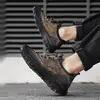 Zapatos de hombre de talla grande transfronterizos, botas de trabajo para exteriores populares, suelas hechas a mano, diseño sin cordones, zapatos deportivos para senderismo y montañismo para hombres