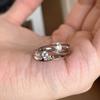 Anel Popular Francês Xiaohongshu Duna Pequeno Anel de Diamante Três Camadas Anel de Diamante Brilhante para Mulheres Anel Simples Empilhável com Microincrustação para Dedo Indicador