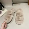 Chinelos peludos, antiderrapantes, estilosos e casuais para usar ao ar livre, novo modelo outono e inverno 2026, de uma tira, forrados com pelúcia, pantufas quentes de algodão, tamanho grande
