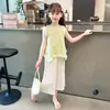 Traje de verano para niñas estilo extranjero 2025 Famoso en Internet Top irregular de encaje para bebés Pantalones de pierna ancha para niños