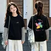 Camiseta de manga larga para niña, nueva colección de otoño 2026, estilo de dos piezas, algodón puro, ropa de otoño, capa base casual para niños mayores