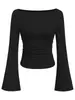Camiseta sexy de color liso con cuello barco y manga acampanada, estilo europeo y americano para mujer, colección otoño 2026, corte ajustado, fruncida, top adelgazante de manga larga