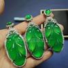 Colgante de hoja de calcedonia verde jade de Myanmar hielo Sol Verde colgante ramas doradas Hoja de jade plata 925 con incrustaciones