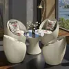 Conjunto de Mesa e Cadeiras para Pátio Externo e Varanda, Arranjo para Área de Lazer, Conjunto de Três Peças com Cadeiras de Rattan, Tendência com Uma Mesa e Duas Cadeiras