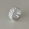Anillo Tejido Trenzado Estilo Japonés-Coreano para Mujer Diseño de Nicho Lujo Ligero Versátil Sentido de Alta Gama Anillo Abierto para Dedo Estilo ins0