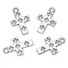 13 * 16 mm aleación accesorios de joyería oso lindo tridimensional colgante diy aretes cadena de teléfono móvil colgante pequeño venta al por mayor