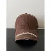 Gorra de béisbol estilo americano con estampado de leopardo y bordado de letras, diseño rasgado estilo callejero, versátil y favorecedora, gorra de moda unisex