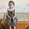 Conjunto de Algodão e Linho para Meninas 2026 Verão Novo Estiloso Colete de Renda Floral e Calças Lanterna Estilo Coreano Conjunto de Duas Peças
