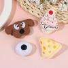 Acessórios de Roupa de Pelúcia Desenho Animado Cachorro Akita Cachorro Café Leão Urso Sorridente Snoopy Broche Acessórios de Roupa