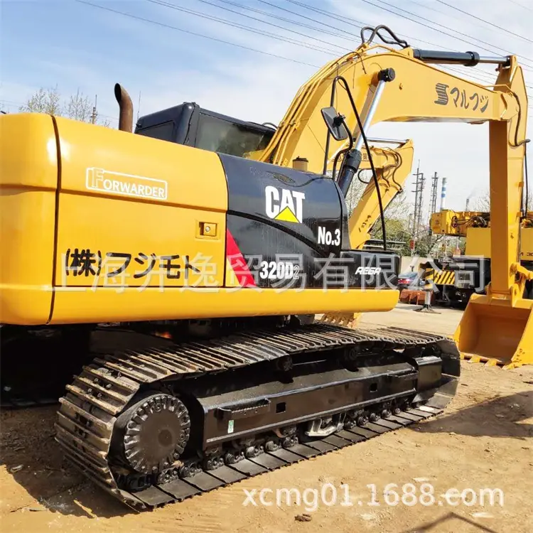 320d cat excavator (6)