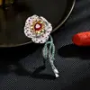 Broche de Rosa de Moda de Luxo Alfinete Floral Acessório de Boutonnière Pequeno Estilo Chanel de Luxo Exquisito Acessório para Terno