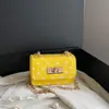 Bolsa Mini Quadrada com Corrente Estilo Coreano para Comércio Exterior 2026 Nova Moda Versátil Textura Bolinhas Casual de Ombro Transversal