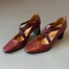 Sapatos Mary Jane Retrô, Novo Estilo, Boca Rasa, Salto Grosso, Salto Alto Elegante para Mulheres, Sapatos de Uma Tira com Tira Cruzada, Novo Modelo de Verão 2026 para Mulheres