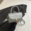 2026 Bolsa Quadrada Pequena de Ombro Cruzado Casual Retro Simples Nova de Grande Capacidade com Padrão Trançado e Fecho de Trava para Mulheres