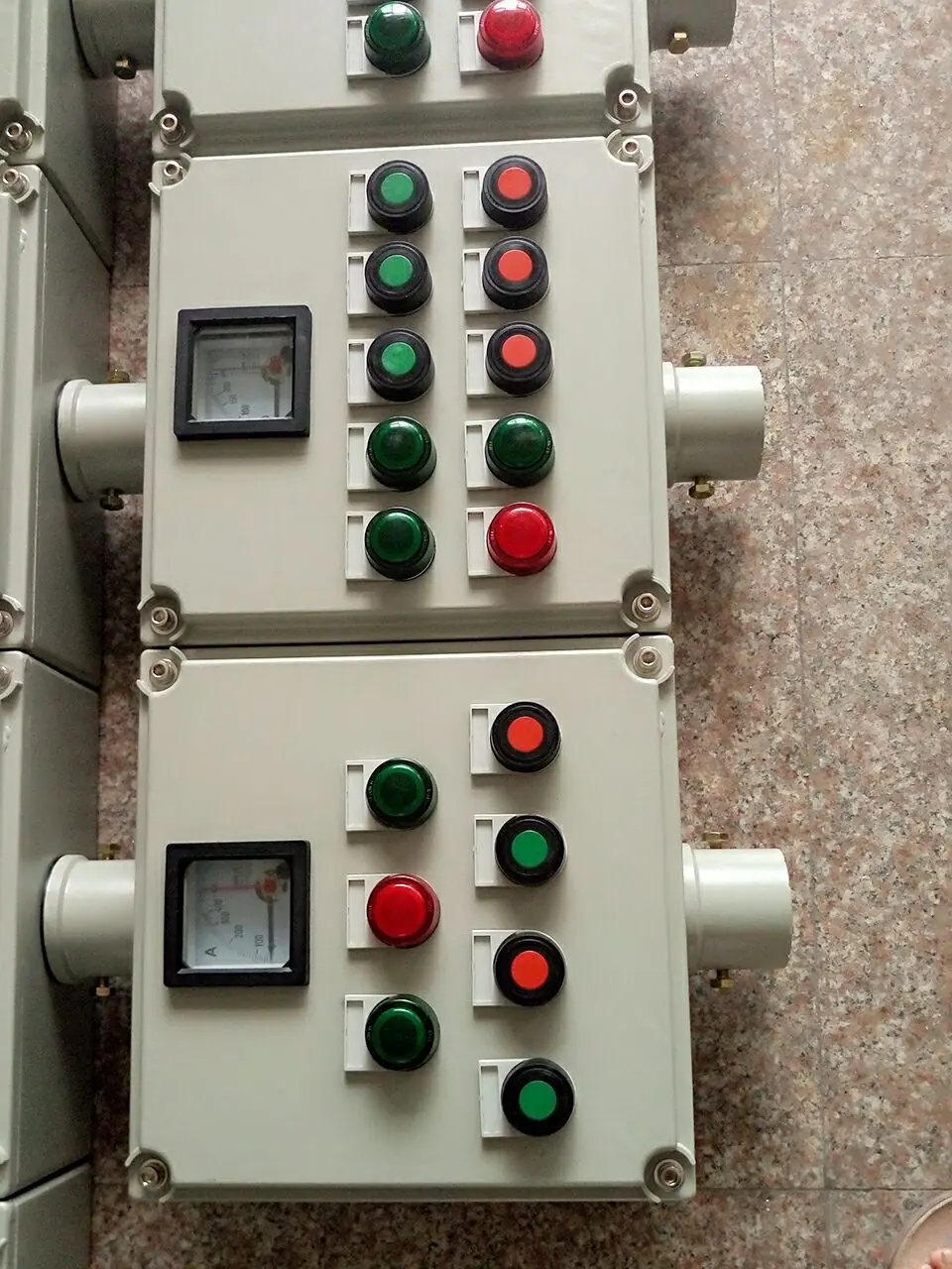 D120CC614E49DF1FE048F108854939
