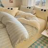 Rojo Neto Algodón Lavado Crema Juego de Cama de Algodón de Cuatro Piezas Ropa de Cama de Algodón Dormitorio Estudiantil Juego de Sábanas y Funda de Edredón de Tres Piezas