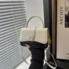Nueva bolsa de hombro versátil para el día a día 2026, diseño cuadrado pequeño, bolsa cruzada de alta calidad, estilo casual color block y bolsa de mano para el trabajo