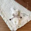 Lindo Broche de Muñeca Conejo para Mujer 2025 Nuevo Diseño Pin de Suéter de Nicho con Hebilla de Fijación para Abrigo