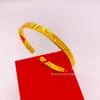 Pulseira de Dinheiro Estilo Novo Gelo Picado para Mulheres, Luxo Leve, Sensação de Alto Padrão, Pulseira de Ouro Sintético Atrai-Riqueza Atacado