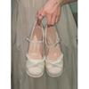 Zapatos Blancos Mary Jane Zapatos de Dama de Honor Dulce Tacón Grueso que Aumenta la Altura Poco Profundos Versátiles Perla Zapatos de una Sola Tira Tacones Altos Mujer