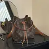 Bolsa Feminina Gutiko Saco de Cordão para Presbiópicos Feminina 2025 Nova Bolsa de Ombro Grande Capacidade de Alta Qualidade Transversal