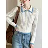 Nuevo suéter de punto a rayas de color blanco roto con cuello POLO, ajuste slim, un cárdigan top suave y juvenil de estilo preppy, 2026