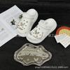 Zuecos de Nuevo Estilo de Verano Hebilla de Zapato Cadena Estilo Chanel con Mariposa de Pedrería Accesorios DIY para Zapatos de Niñas