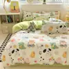 Conjunto de Roupa de Cama Lavável à Máquina de Quatro Peças Presente Atacado Capa de Colcha de Algodão com Aloe Vera Conjunto de Três ou Quatro Peças para Cama de Solteiro em Dormitório Estudantil