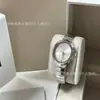 Nuevo Modelo de Reloj de la Emperatriz Viuda, Reloj para Mujer Saturno Azul Hielo Triturado, Reloj para Mujer Fruta del Dragón Verde Menta, Disponible para Dropshipping