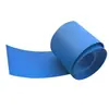 Cinta transportadora azul de PU/PVC personalizada, cinta de transporte de alimentos mate esmerilado, resistente al desgaste y al aceite, con guías y diseño perforado