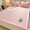 Juego de Tres Alfombrillas Refrigerantes de Verano para Madre y Bebé Clase A, Color Sólido Bordado Seda Hielo Aire Acondicionado Alfombrilla Suave, Lavable a Máquina