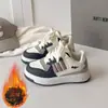 Tênis Morais Infantis, Tênis Esportivos para Meninas, Novos Tênis para Meninos Outono e Inverno 2025, Sapatos de Bebê, Sapatinhos Brancos, Solas Macias